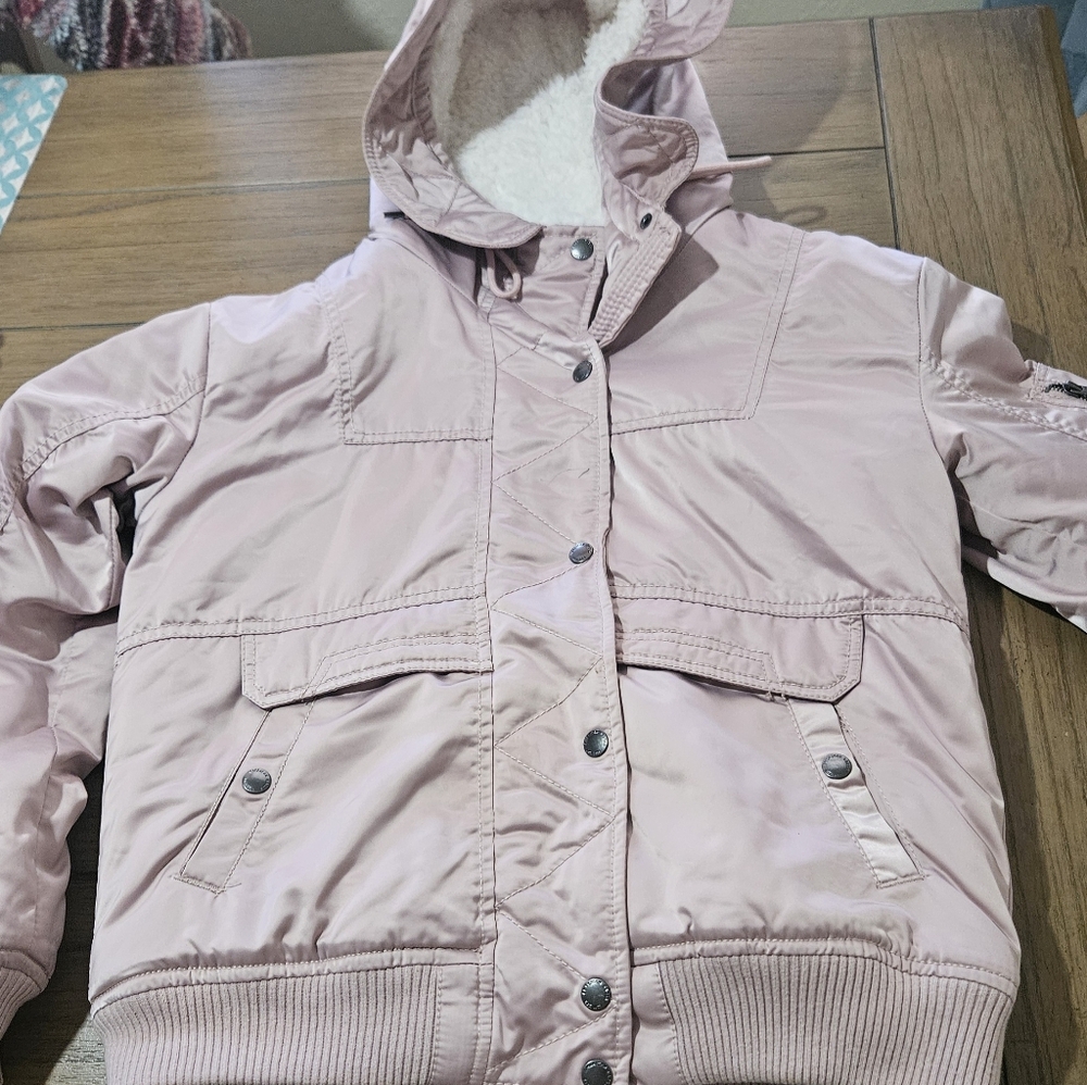 American Eagle Outfitters AE-177 Jacket Pink Siz Small  Hooded Sherpa Lined